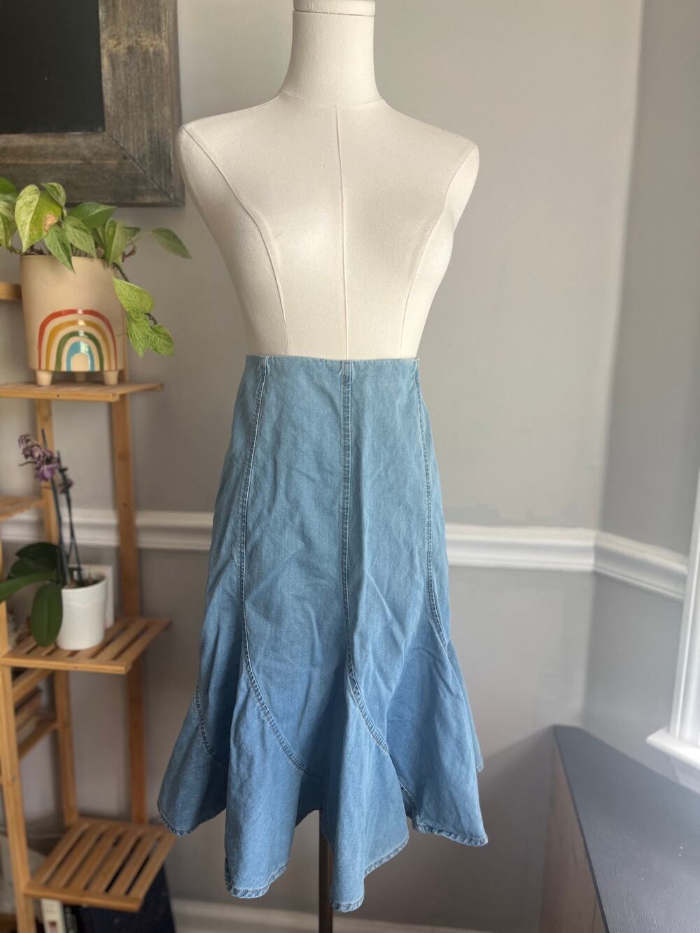 Vintage Y2K Denim Skirt Fit and Flare Light Wash Size Medium